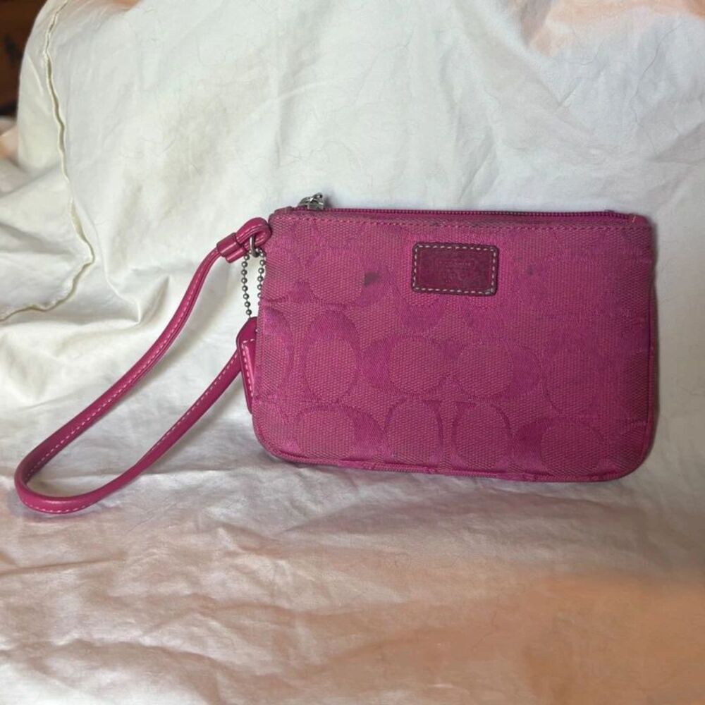 Coach Monogram Hot Pink Wristlet Y2K See Photos Fuschia Small Wrist Strap Bag